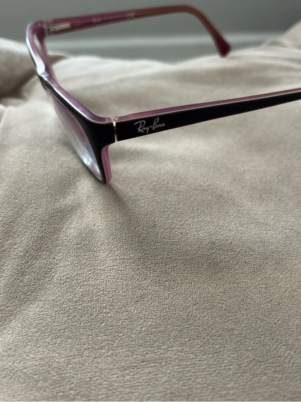 Ray-Ban Women’s Cat Eye Glasses in Black and Pink Kids